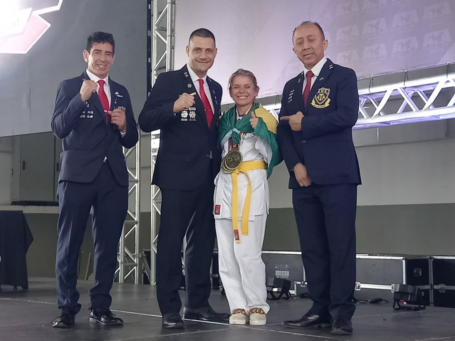 Pensionista Helena Colonhesi do Amaral conquistou torneios nacionais de  Taekwondo - Notícias - APMP